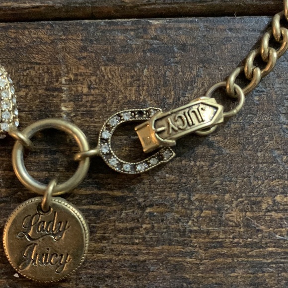 Juicy Couture Lady Juicy Lucky Horseshoe Choker Necklace - Picture 10 of 16